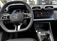 MG ZS 7