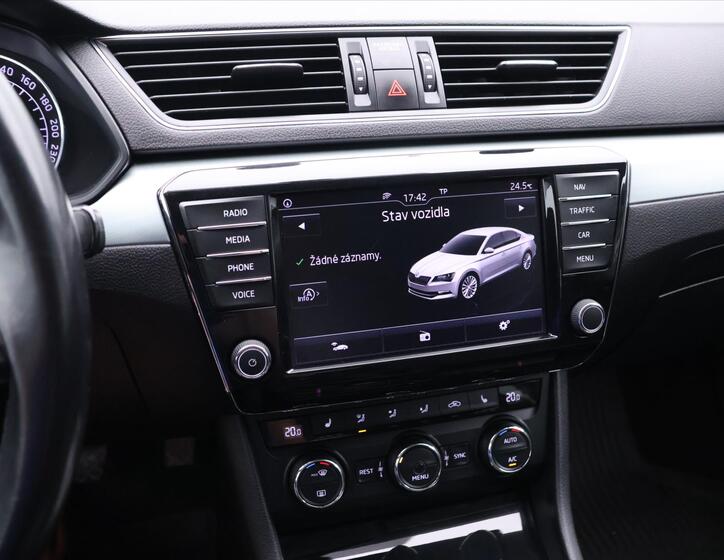 Škoda Superb 26