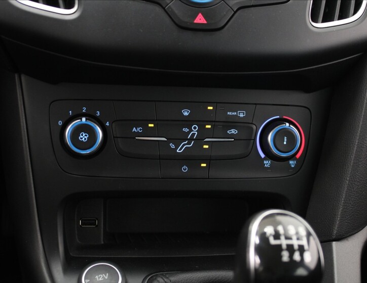 Ford Focus 12