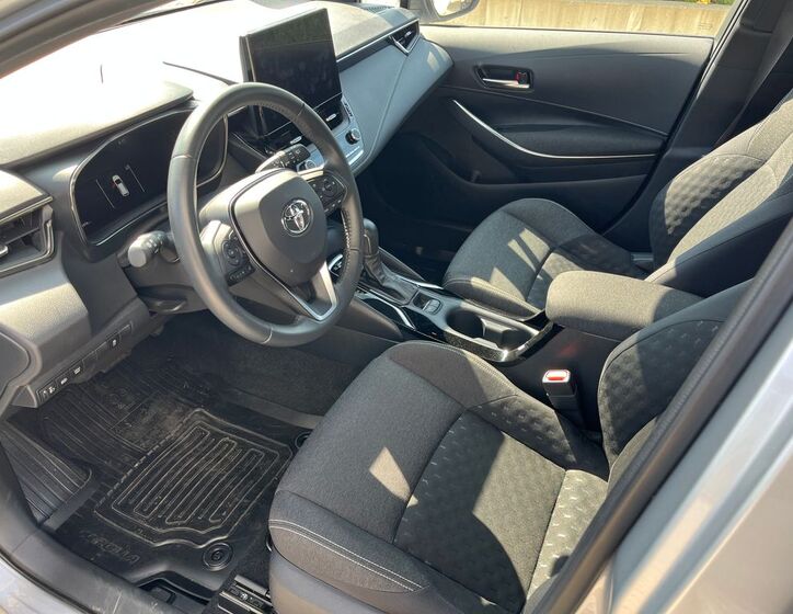 Toyota Corolla 13