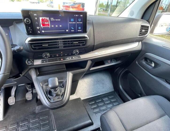 Toyota ProAce Verso 21