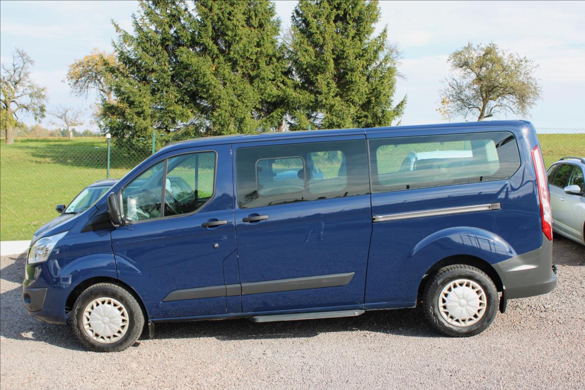 Ford Tourneo Custom