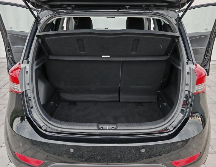 Hyundai ix20 16