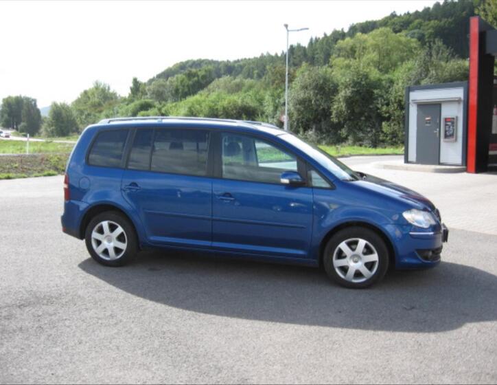 Volkswagen Touran 4