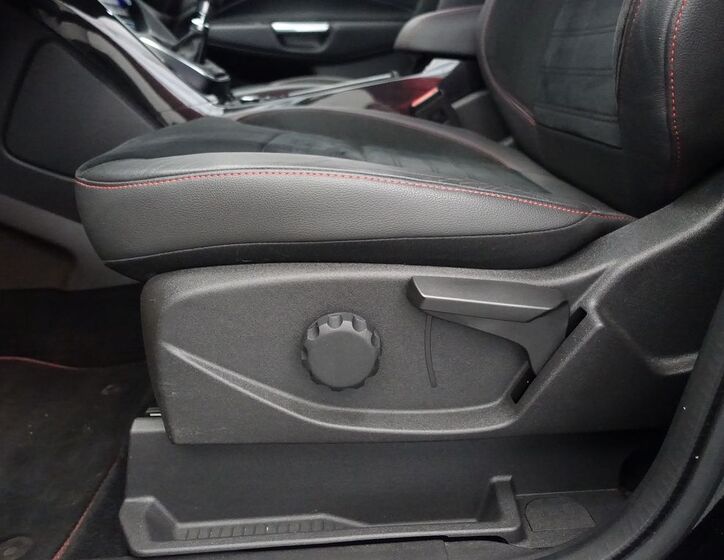 Ford Kuga 26