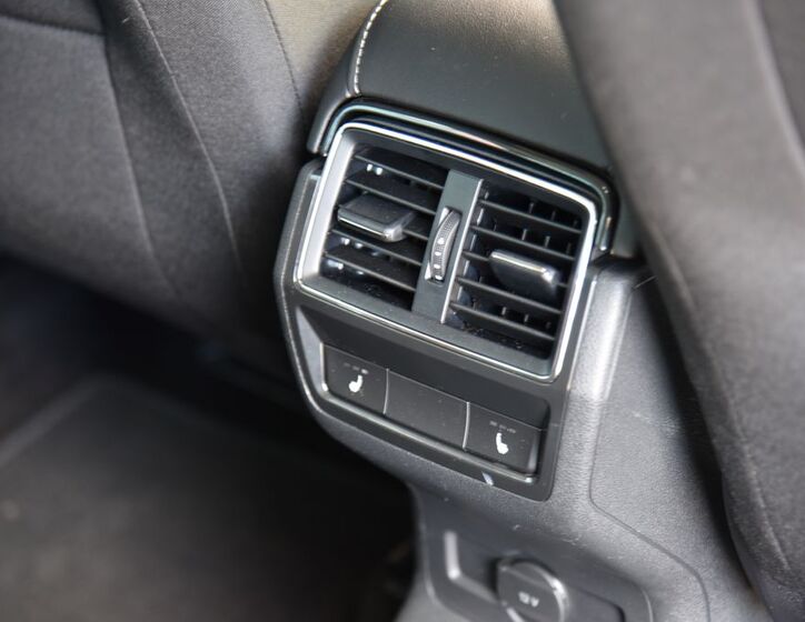Škoda Karoq 23