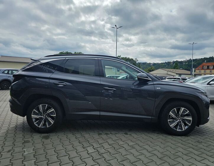Hyundai Tucson 4