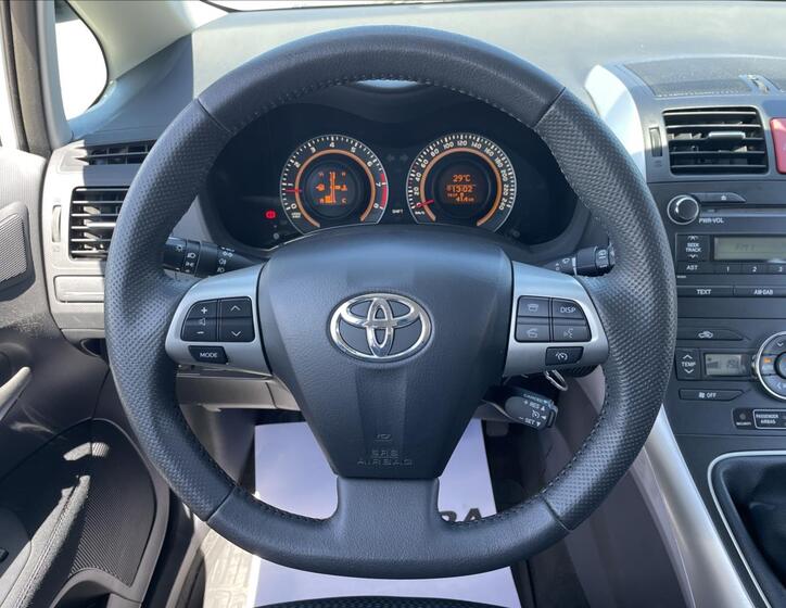 Toyota Auris 27