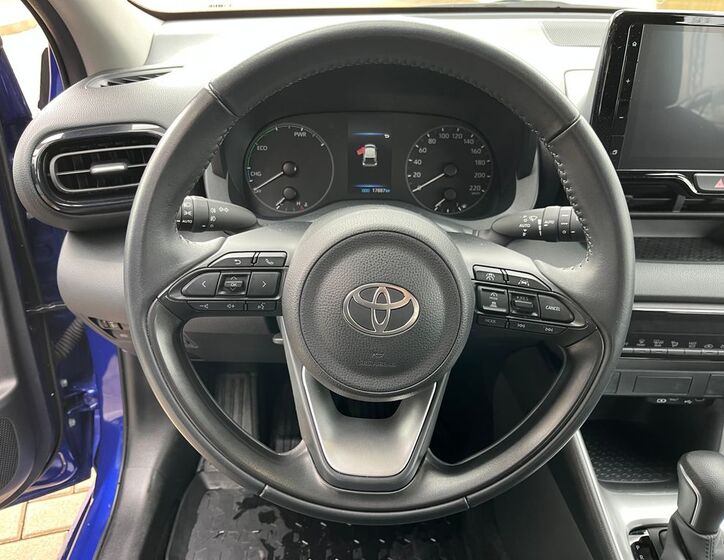 Toyota Yaris 21