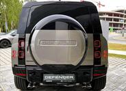 Land Rover Defender 5