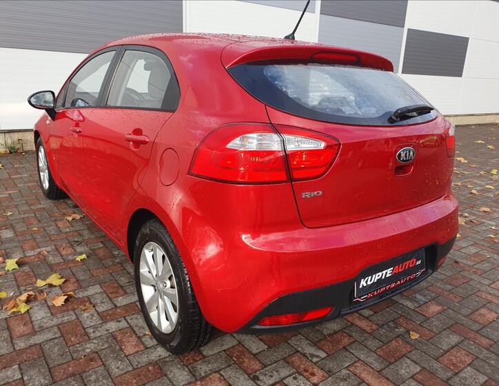 Kia Rio 5