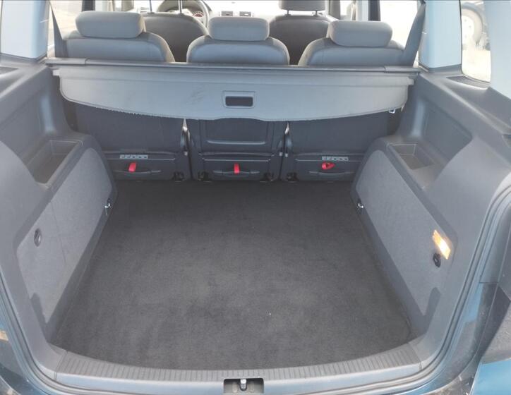 Volkswagen Touran 14