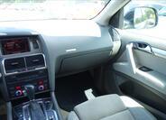 Audi Q7 22