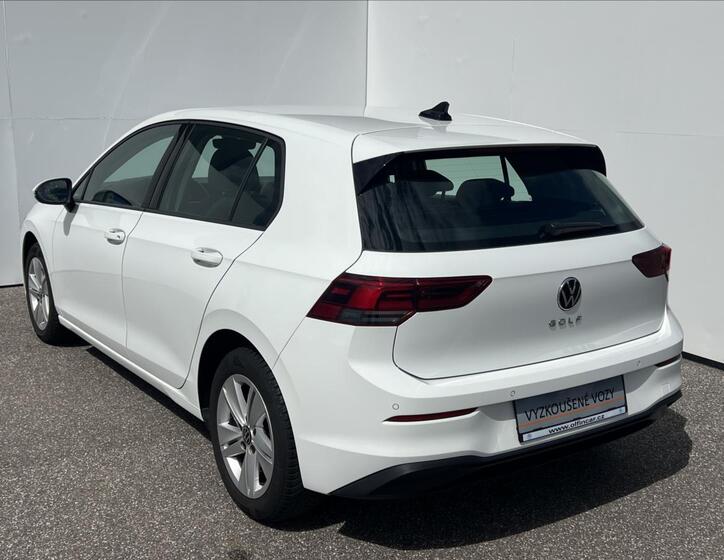 Volkswagen Golf 9
