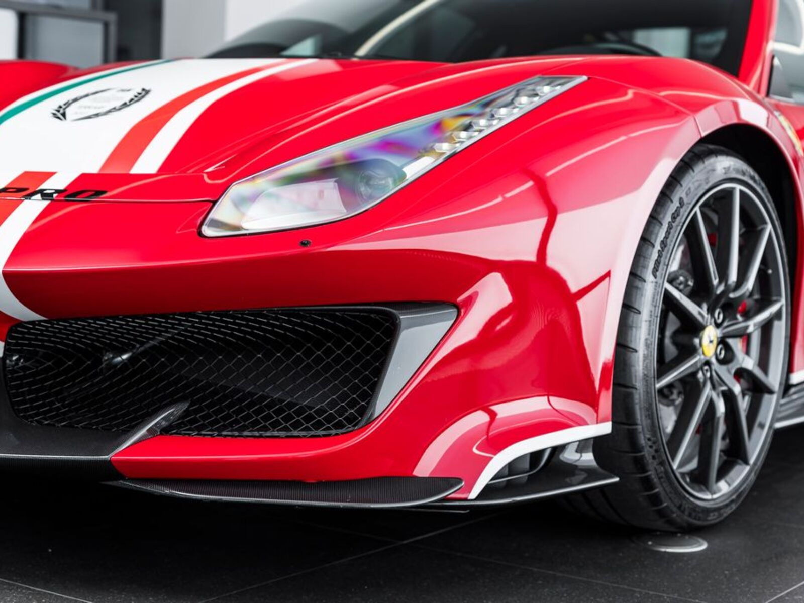 Ferrari 488 14