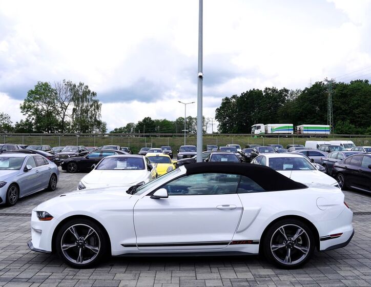 Ford Mustang 3