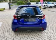 Toyota Yaris 5