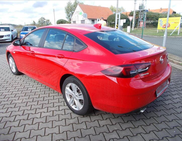 Opel Insignia 12