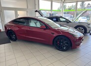 Tesla Model 3 6