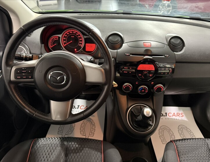 Mazda 2 19