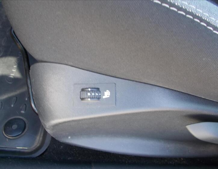 Peugeot 208 20