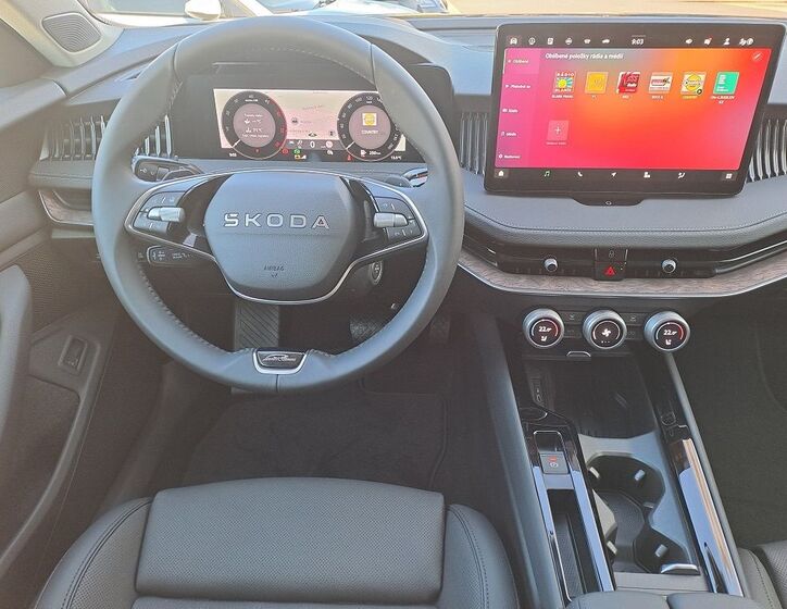 Škoda Superb 10