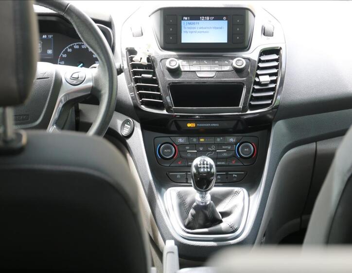 Ford Tourneo Connect 46