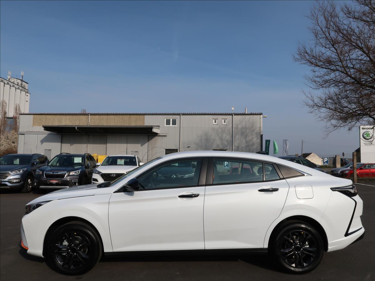 Dongfeng SHINE