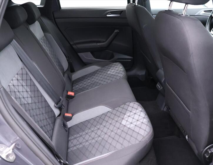 Volkswagen Taigo 12