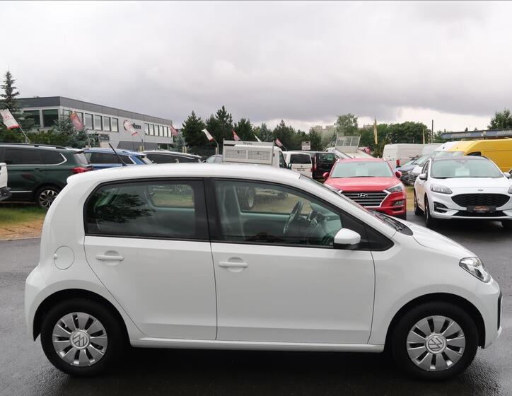 Volkswagen up! 5
