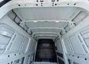 Volkswagen Crafter 25