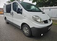 Renault Trafic 8