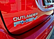 Mitsubishi Outlander 32