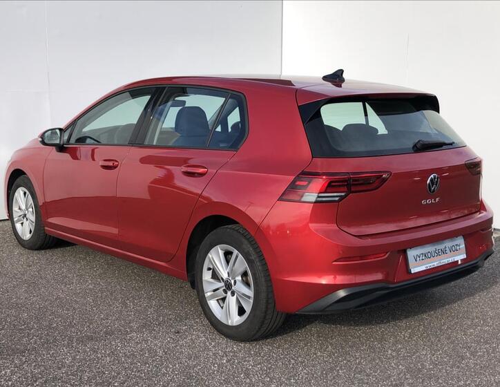Volkswagen Golf 9