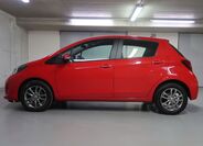 Toyota Yaris 8