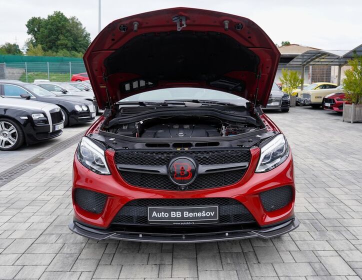 Mercedes-Benz GLE 9