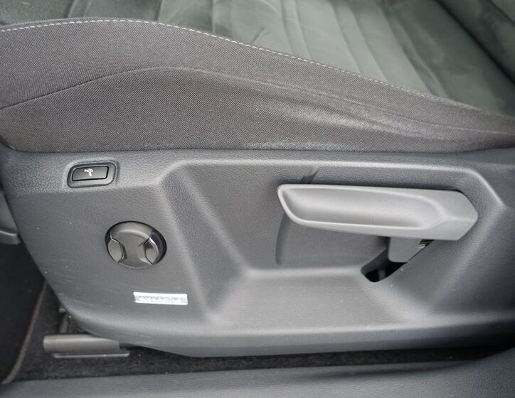 Volkswagen Touran 24