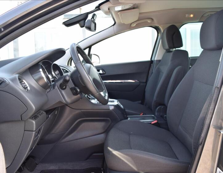 Peugeot 5008 15