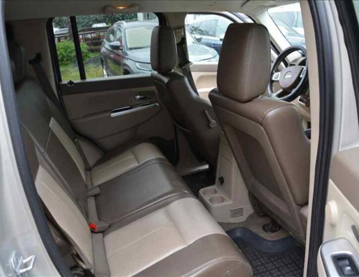 Jeep Cherokee 21