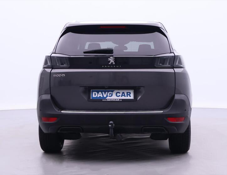 Peugeot 5008 6
