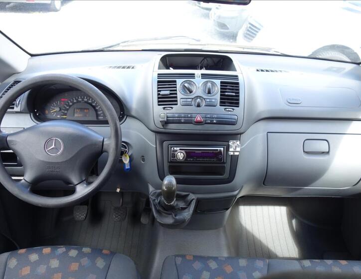 Mercedes-Benz Vito 16