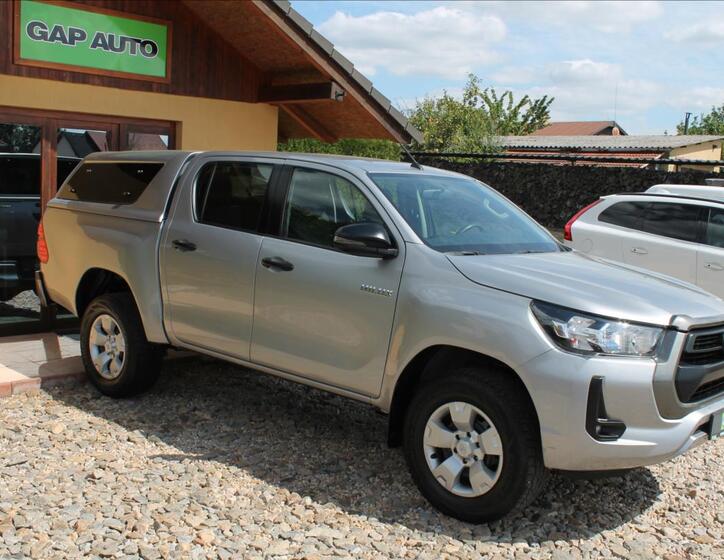 Toyota Hilux 1