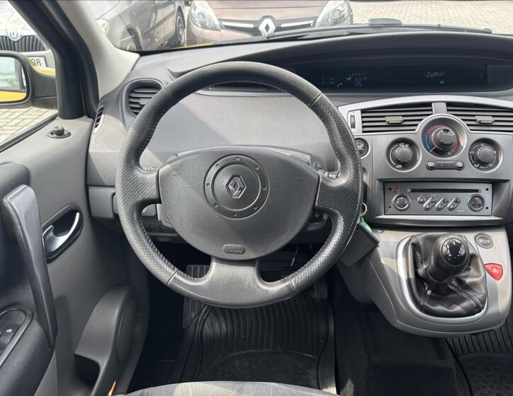 Renault Grand Scénic 16