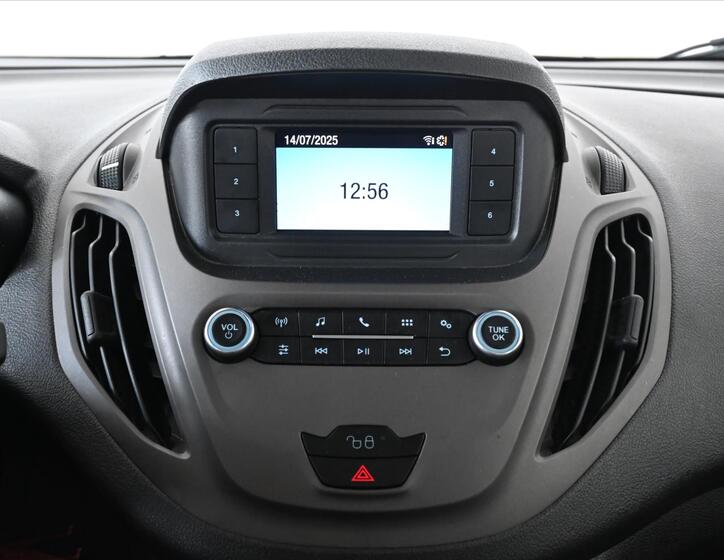 Ford Tourneo Courier 19
