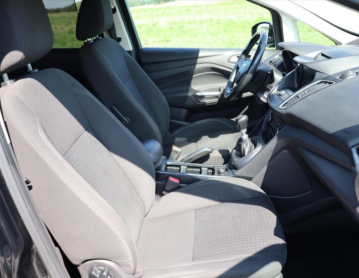 Ford Grand C-MAX 14