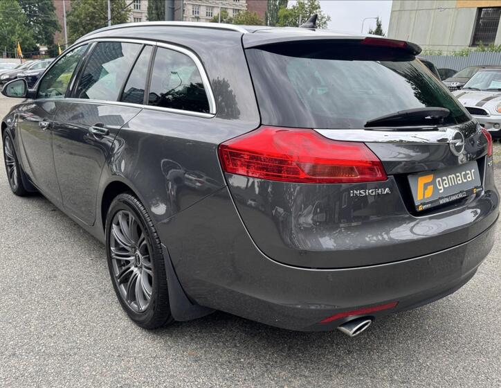 Opel Insignia 8