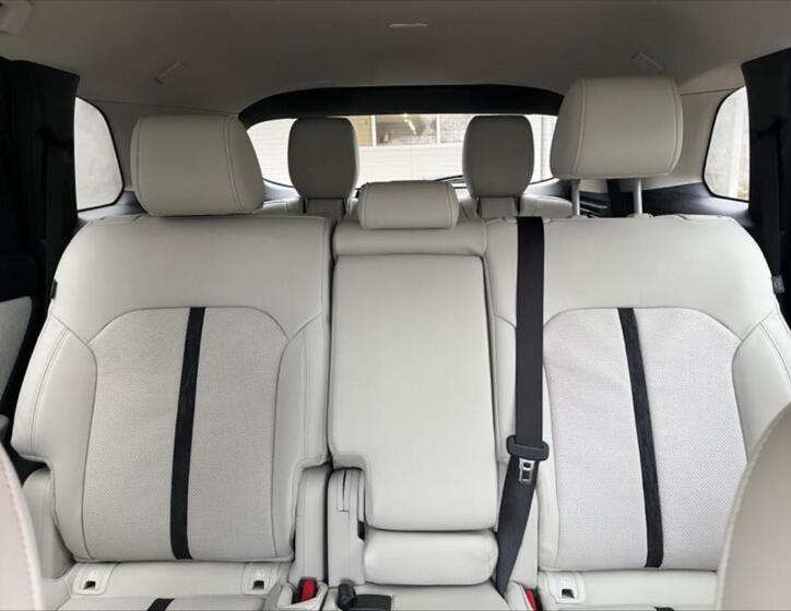 Mazda CX-80 14