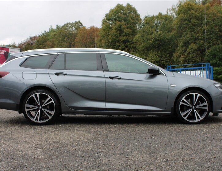 Opel Insignia 4
