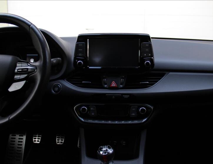 Hyundai i30 25