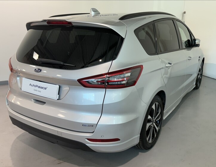 Ford S-MAX 4